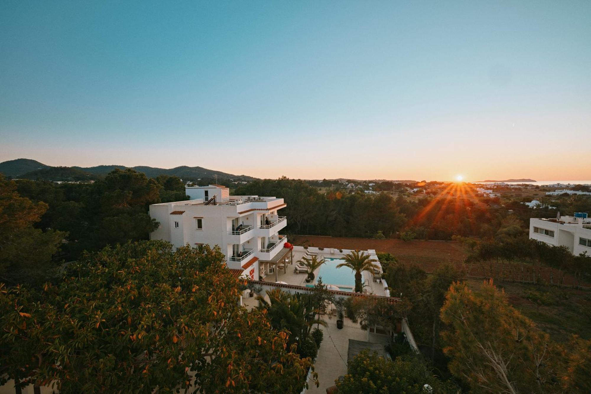 Sunset Oasis Ibiza Adults Only - New Rooms 2025 Сан-Антонио-Абад Экстерьер фото