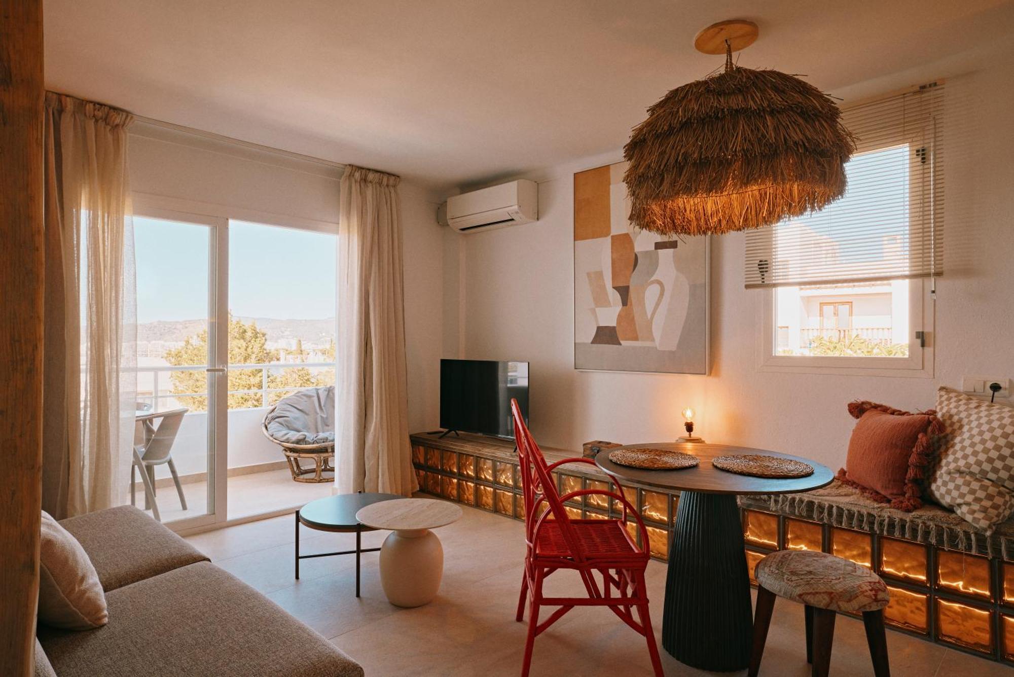 Sunset Oasis Ibiza Adults Only - New Rooms 2025 Сан-Антонио-Абад Экстерьер фото